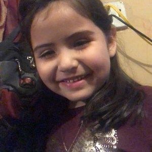 Meet your Posher, Ana